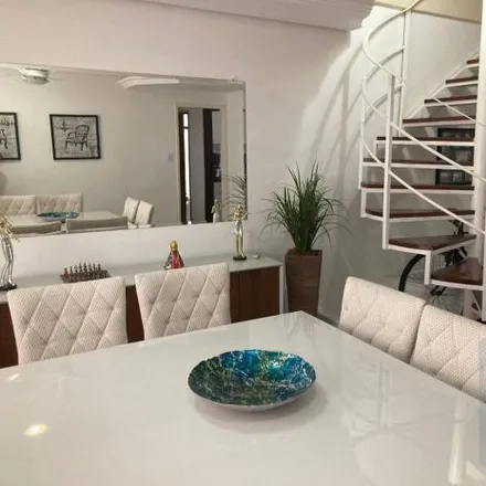Buy this 3 bed apartment on Rua Engenheiro Fernando de Mattos in Centro, Taubaté - SP