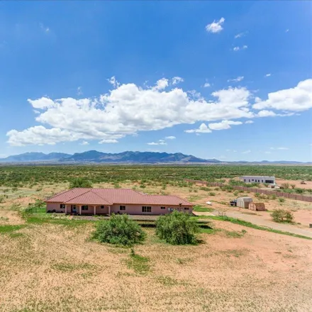 Buy this 3 bed house on 808 West Dust Storm Road in Cochise County, AZ 85616