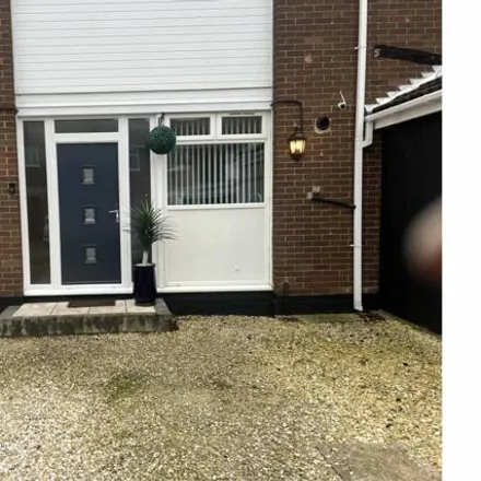 Image 1 - Dulverton Close, Hull, HU7 4EJ, United Kingdom - Townhouse for sale