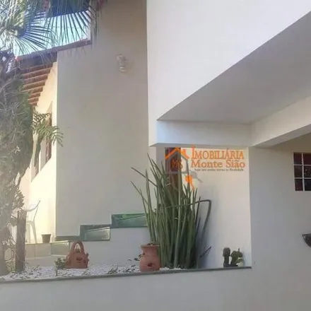 Buy this 3 bed house on Travessa Caibi in Vila Galvão, Guarulhos - SP