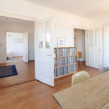 Rent this 1 bed apartment on Heusteigstraße 54 in 70180 Stuttgart, Germany