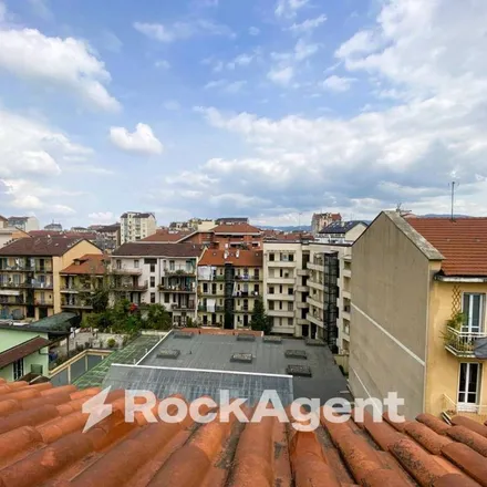 Image 8 - Via Cumiana 53b, 10141 Turin TO, Italy - Apartment for rent