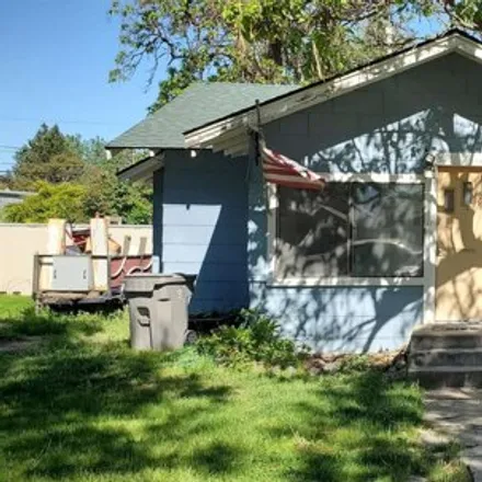 Buy this 2 bed house on 507 6th Ave S in Nampa, Idaho