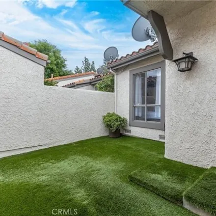 Image 7 - 11339 Tampa Avenue, Los Angeles, CA 91326, USA - House for sale
