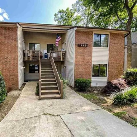 Rent this studio apartment on 1464 Willow Bend Way in Tallahassee, FL 32301