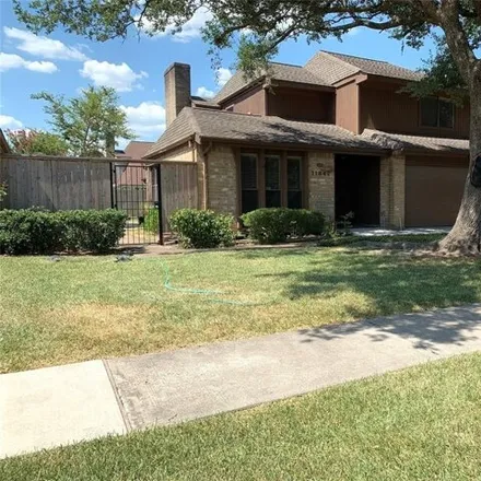 Image 2 - 11866 Meadow Crest Drive, Meadows Place, Fort Bend County, TX 77477, USA - House for rent