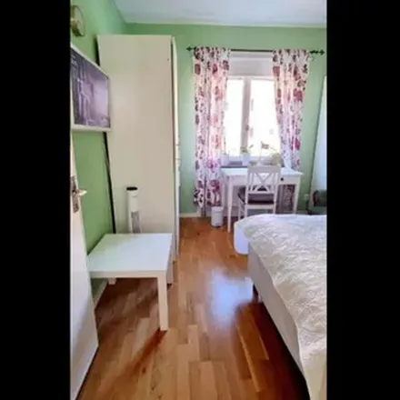 Rent this 1 bed apartment on Dellensvägen 2 in 120 58 Stockholm, Sweden