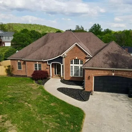 Buy this 5 bed house on 190 Woodside Drive in Pulaski County, KY 42503