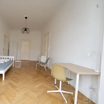 Rent this 3 bed room on Wisbyer Straße 71 in 10439 Berlin, Germany