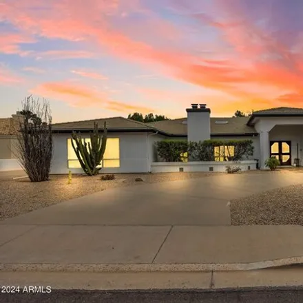 Buy this 5 bed house on 13801 South 32nd Place in Phoenix, AZ 85044