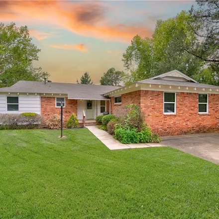 Buy this 3 bed house on 808 Willow Lane in Norman, OK 73072