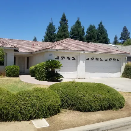 Buy this 3 bed house on 1860 East Emerald Avenue in Fresno, CA 93720