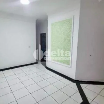 Buy this 3 bed house on Avenida Amazonas in Brasil, Uberlândia - MG