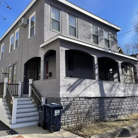 Rent this 4 bed house on 127 Lexington Avenue in Cambridge, MA 20478