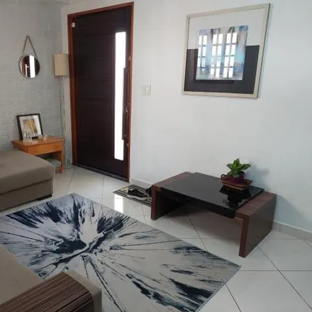 Buy this 2 bed house on Rua Lucélia in Jardim Alvorada, Santo André - SP