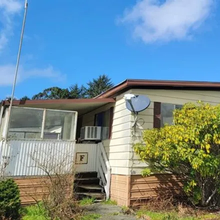 Buy this studio apartment on Lopez Street in Del Norte County, CA 95567