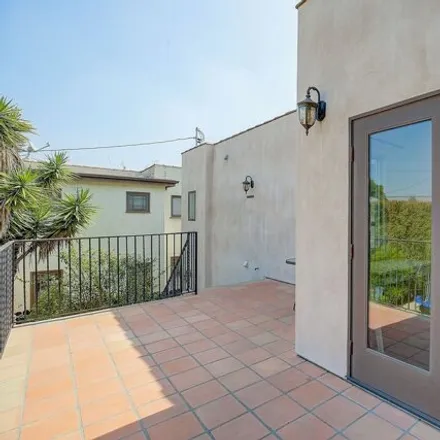 Image 3 - 10569 Ayres Avenue, Los Angeles, CA 90064, USA - House for rent