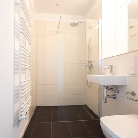 Rent this 5 bed apartment on Cunnersdorfer Straße 2a in 04318 Leipzig, Germany