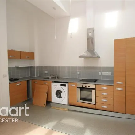 Image 2 - Rutland Centre, 16 Yeoman Street, Leicester, LE1 1UT, United Kingdom - Apartment for rent