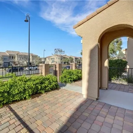 Image 2 - 3195 Jevonda Avenue, Henderson, NV 89044, USA - House for sale