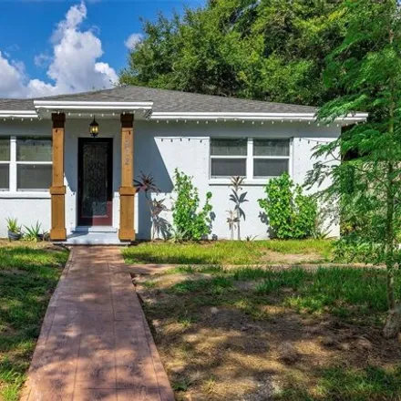 Rent this 3 bed house on 1221 Lemon Street in Tampa, FL 33606