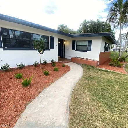Buy this 2 bed house on 1528 Braeburn Road in Cypress Lake, FL 33919