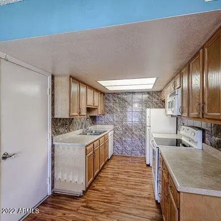 Image 8 - 9666 West Mountain View Road, Peoria, AZ 85345, USA - Townhouse for sale