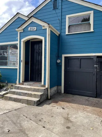 Buy this 1 bed house on 2160 California Street in Eureka, CA 95501