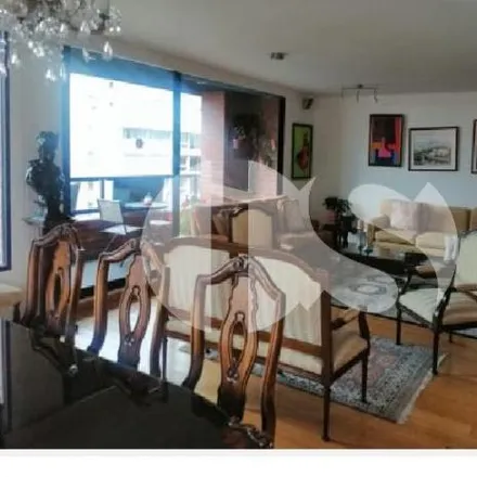 Buy this 3 bed apartment on Micro Glorita - Gloria in Avenida González Suárez, 170107