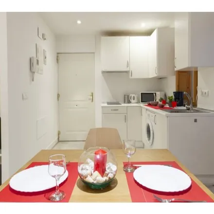 Rent this 2 bed apartment on Calle de Antonio Zamora in 15, 28011 Madrid
