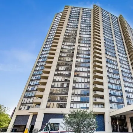 Rent this studio apartment on Lake Park Plaza in 3930 North Pine Grove Avenue, Chicago