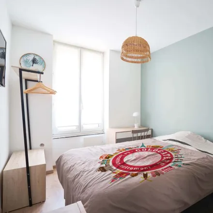 Rent this 3 bed room on 65 Rue de la Commanderie in 54100 Nancy, France