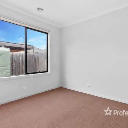 Rent this 3 bed apartment on Poulter Street in Hoppers Crossing VIC 3029, Australia