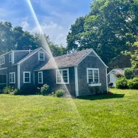 Rent this 7 bed house on Seven Gates in Obed Daggett Road, West Tisbury