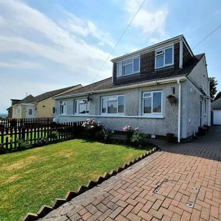 Buy this 4 bed duplex on Penylan in Litchard, CF31 1QW