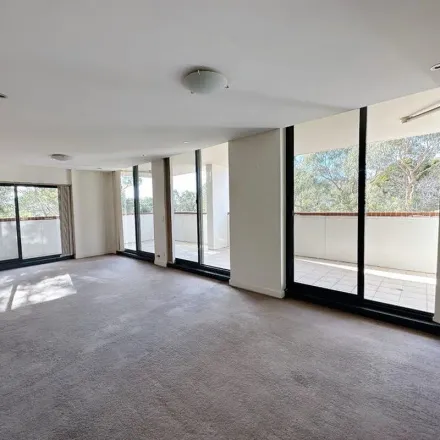 Image 7 - 5-7 Northumberland Street, Sydney NSW 2170, Australia - Apartment for rent