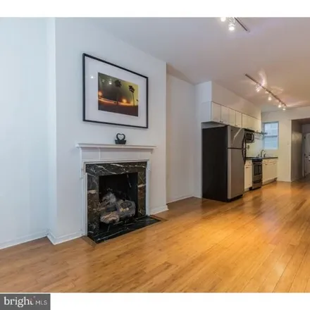 Image 3 - 326 South 17th Street, Philadelphia, PA 19145, USA - Townhouse for rent