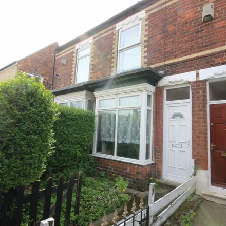 Rent this 2 bed townhouse on Northern Gateway in Hull, HU9 5NS