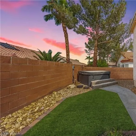 Image 4 - 2296 Flowering Cactus Avenue, Henderson, NV 89052, USA - House for sale