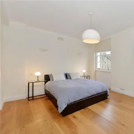 Image 4 - Connaught Square, London, W2 2HJ, United Kingdom - Room for rent
