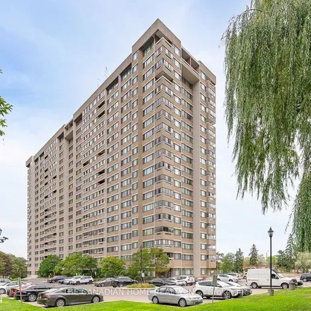 Image 2 - 30 Elm Drive East, Mississauga, ON L5A 3W9, Canada - Apartment for rent