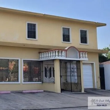 Buy this studio house on 1787 Palmas Verde Court in Brownsville, TX 78521