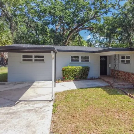 Rent this 4 bed house on 534 West Palmeden Drive in Lakeland, FL 33803