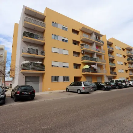 Rent this 2 bed apartment on BRR-00048 in Rua de Luanda, 2830-186 Santo André