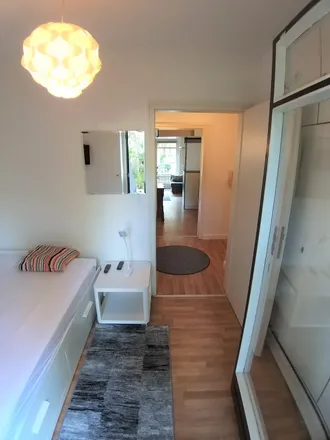 Rent this 1 bed apartment on Zimmerstraße 27 in 22085 Hamburg, Germany