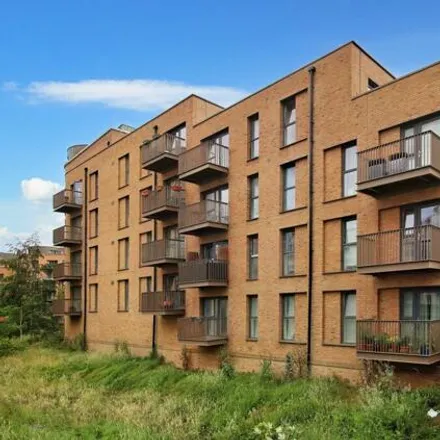 Buy this 2 bed apartment on Cabot Close in London, CR0 4BW