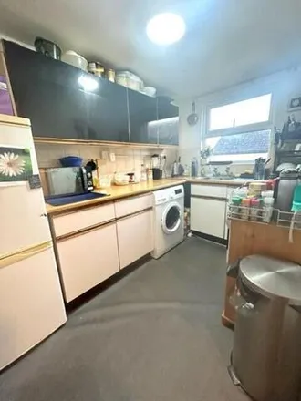 Rent this 1 bed room on Miskin Street in Cardiff, CF24 4AB