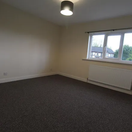 Image 2 - Beaumont Chase, Bolton, United Kingdom - Apartment for rent