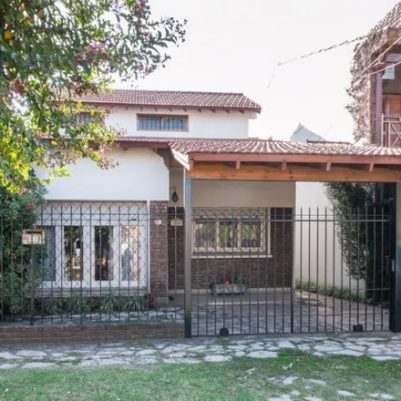 Buy this 3 bed house on Presidente Arturo Umberto Illia 941 in Adrogué, Argentina
