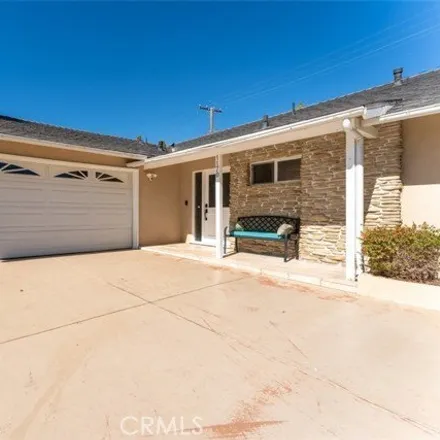 Image 3 - 1170 Gleneagles Terrace, Costa Mesa, CA 92627, USA - House for sale